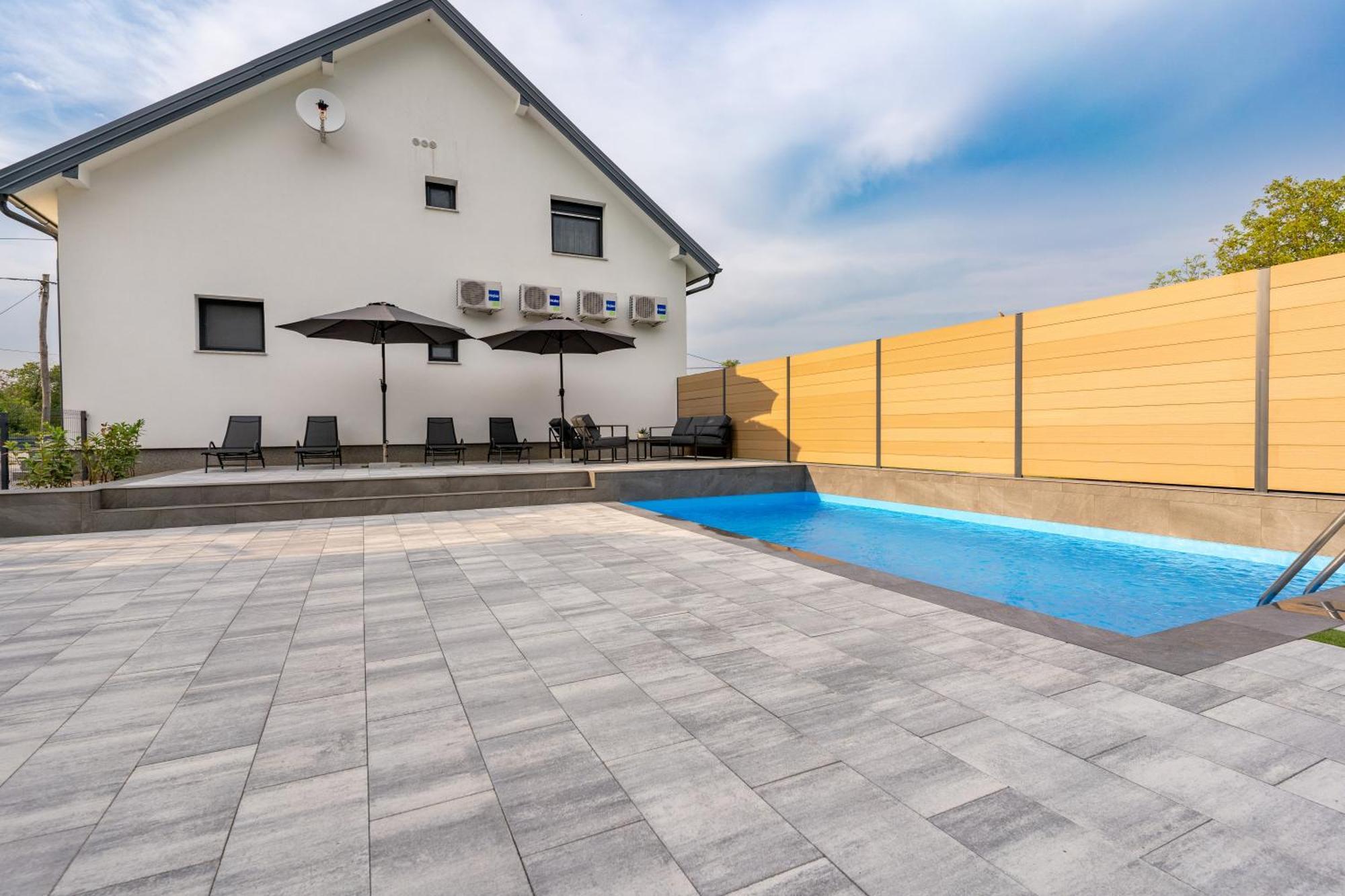 Apartments & Room Forest Slunj Luaran gambar
